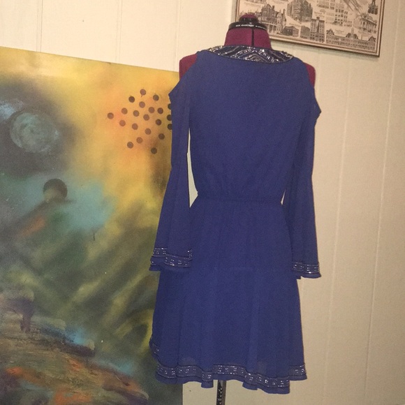 Boston Proper Cold Shoulder Bell Sleeve Dress - Picture 5 of 7